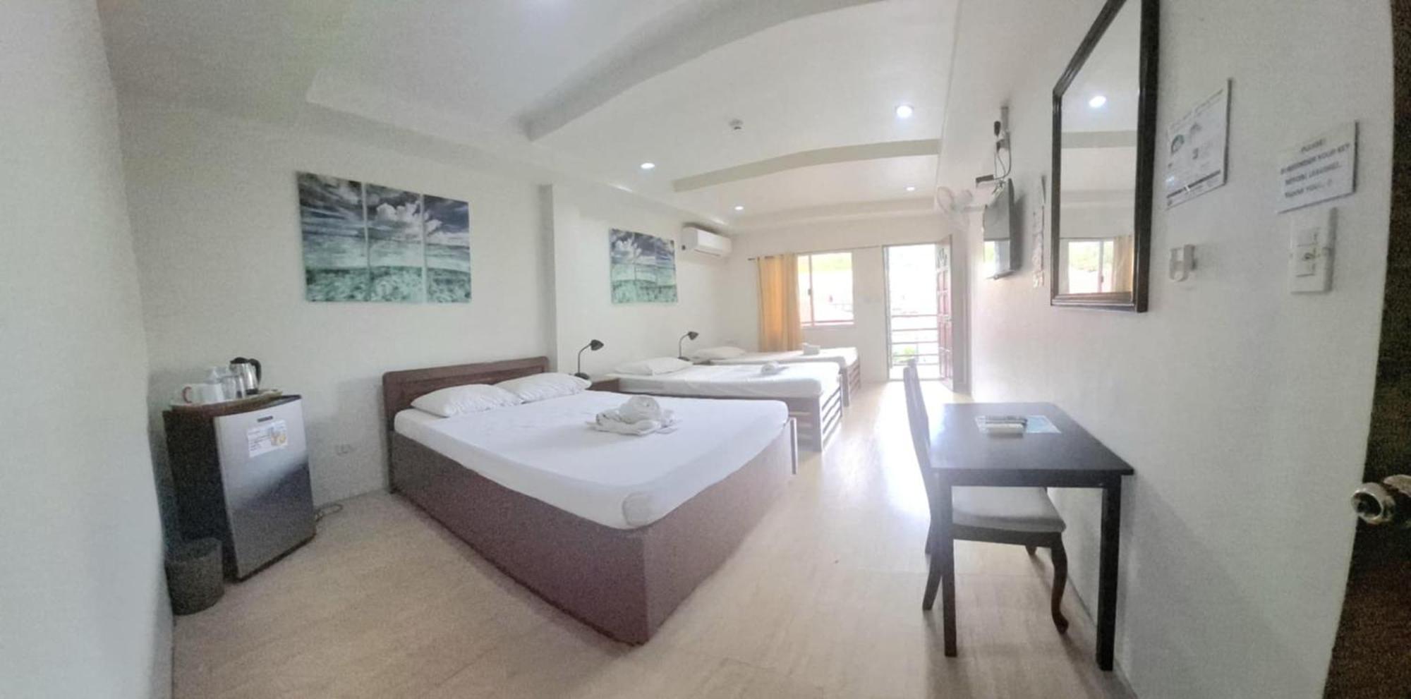 Manana Hotel Olongapo Exterior photo